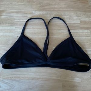 Frankies Bikinis top size M.